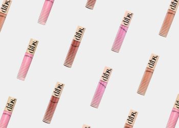 DIBS Beauty’s Go To Glossy Balm Gives the Perfect Amount of Sparkle for a Holiday Party Lip Look—Review