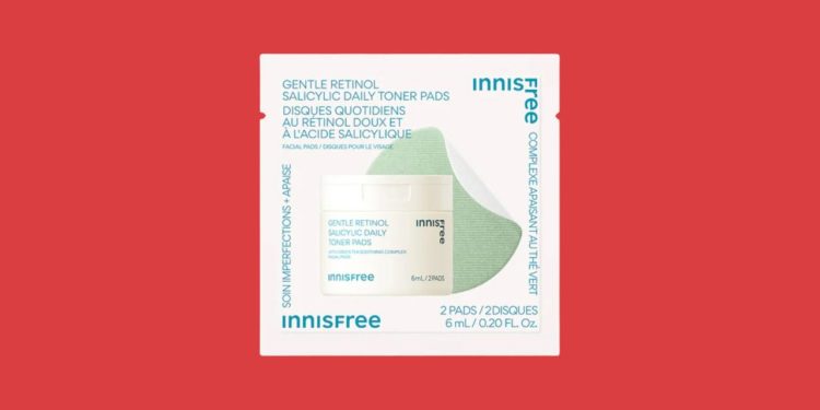 The Innisfree Gentle Retinol Salicylic Daily Toner Pads 2-Pack Are Perfect for Sensitive and Acne-Prone Skin—Review