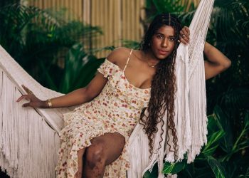 How One Woman Turned Her Battle With Eczema Into a Lifeline for Others