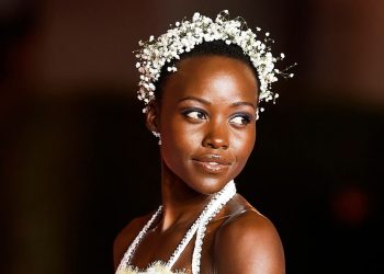 8 Natural Bridal Hairstyles That Will Elevate Your Wedding Day Look