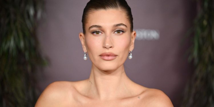 Hailey Bieber Is Back to the Bob—See the Photos