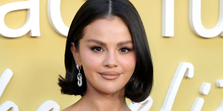 Selena Gomez’s “Brickhouse” Nails Are a Fun Twist on Classic Holiday Red—See the Photos