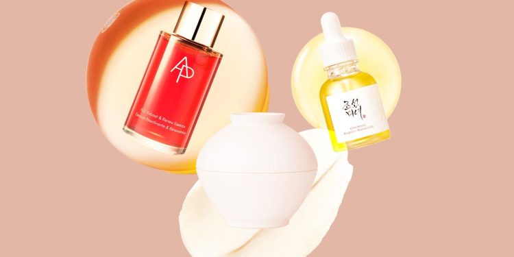 11 Best Korean Skin Care for Dry Skin to Get Lasting Hydration