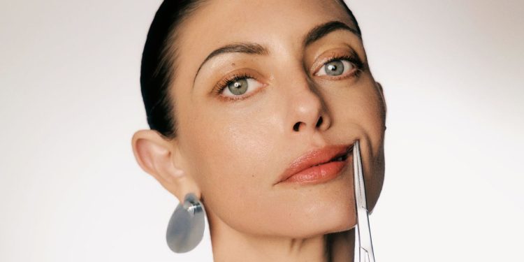 The Risks of Lip Lifts That You Don’t See on Instagram