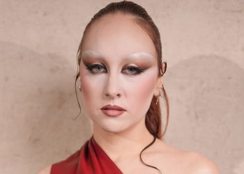 Chappell Roan Got the Most Millennial-Coded Bob of All Time