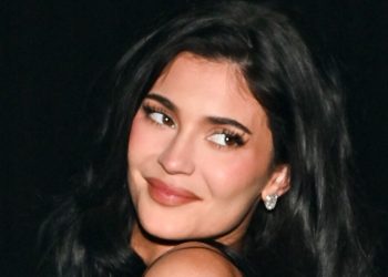 I’m Giving Kylie Jenner’s Matchy-Matchy Manicure All the Awards—See the Photos