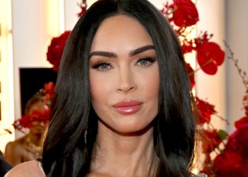 Megan Fox’s Melting Crystal Ball Manicure Is So Freakin’ Magical — See Photos
