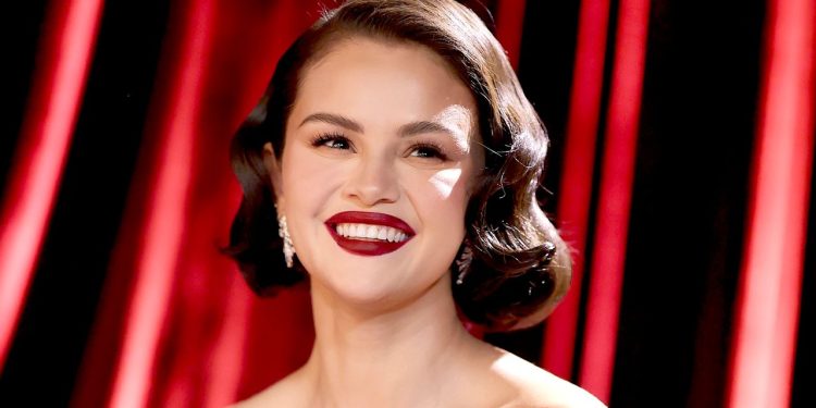 The Best Beauty Looks at the 2026 Golden Globes – See Photos