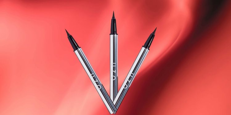 UZO Blaque Liquide Eyeliner Makes the Sharpest Cat Eye—Review