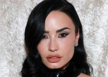 Demi Lovato’s Mauve Cat-Eye Nails Look Like Liquid Velvet—Watch the Video