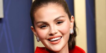 Selena Gomez’s Pink Jelly Bean Nails Couldn’t Be Sweeter