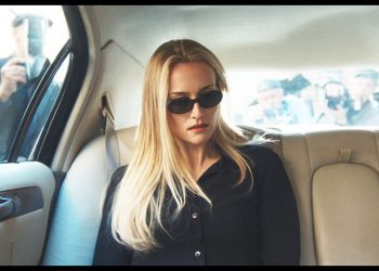 Inside Sarah Pidgeon’s $10,000 Carolyn Bessette-Kennedy Hair Transformation