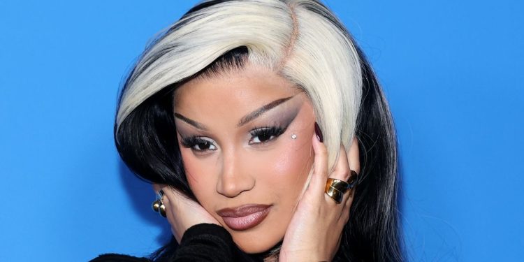 Cardi B Mixed Chrome, Ombré, and French Details Into One Mesmerizing Manicure—See the Photos