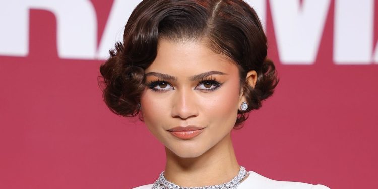 Zendaya Has Me Seriously Considering Red Eyeliner — See Photos