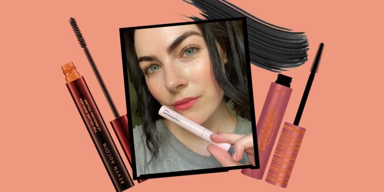 9 Best Mascaras for Sensitive Eyes That Won’t Irritate or Smudge