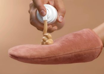 How to Self-Tan at Home and Get Professional-Looking Results