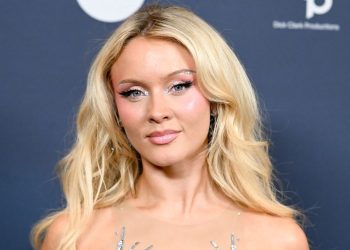Zara Larsson’s Sparkly Butterfly Back Tattoos Are a Full-On Y2K Beauty Fantasy