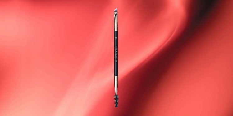 This Anastasia Beverly Hills Tool Is the Reason My Brows Look So Good—Review