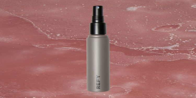 The Refy Face Setter Setting Spray Always Gives Me the Prettiest Glow—Review