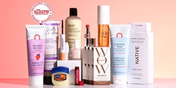 The Readers’ Choice Awards Box Is Back—and Readers Understood the Assignment