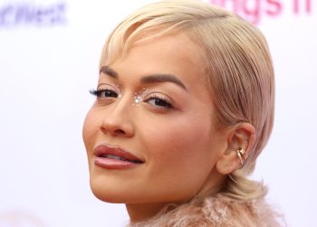 Rita Ora Just Found a New Way to Wear Body Glitter—See the Photos