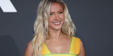 Zara Larsson Says We’re Wearing Super Y2K French Manicures This Summer—See the Photos
