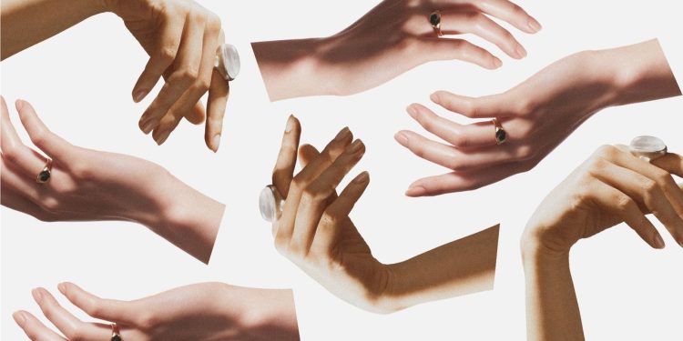 This Bare Nail Trend Is Just Girlboss Propaganda
