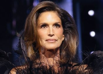 Even Cindy Crawford Is Tempted to Get a Facelift
