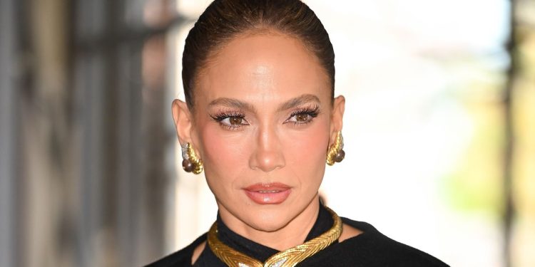 Jennifer Lopez’s Highlights Are Downright Chonky — See Photos