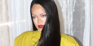 Rihanna Proves a Squared-Off Shape Looks Just as Chic on Short Nails — See Photos