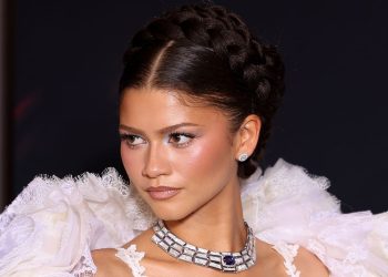 Zendaya Is Making Eye Shadow Cool Again—See the Photos
